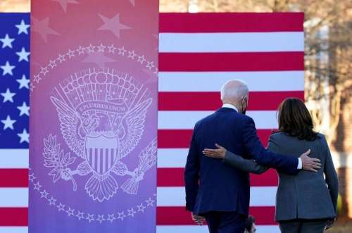 گاف‌های جو بایدن عمدی است یا نه؟